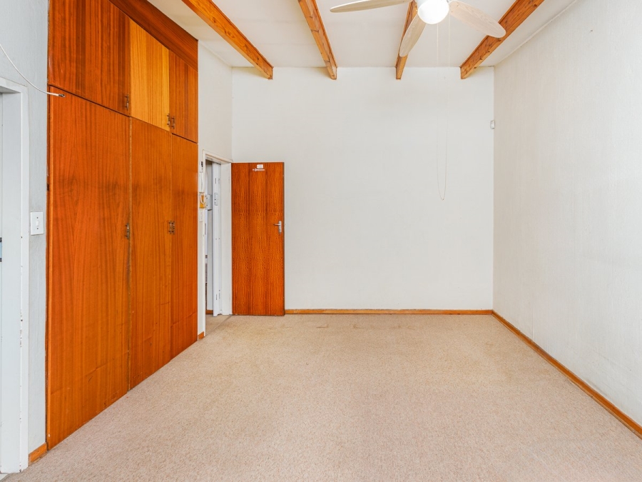 4 Bedroom Property for Sale in Ifafi North West